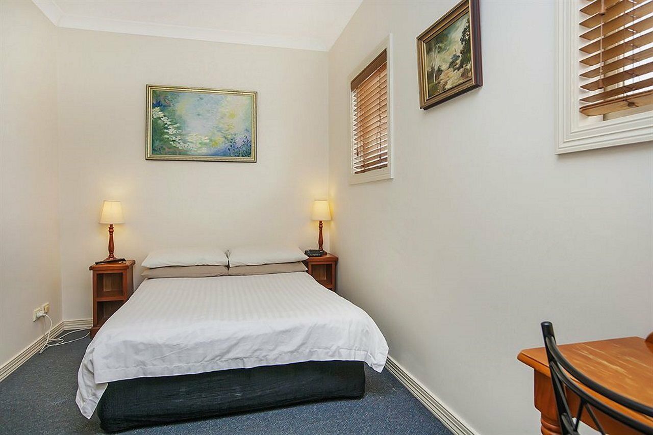 Hotel Ashfield Manor Sydney Exterior foto