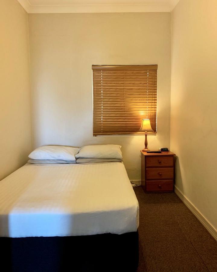 Hotel Ashfield Manor Sydney Exterior foto